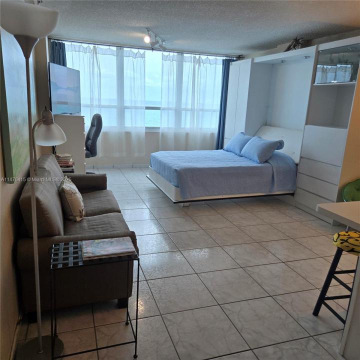 5445 Collins Ave 528, Miami Beach, 佛羅里達州 33140, 美國