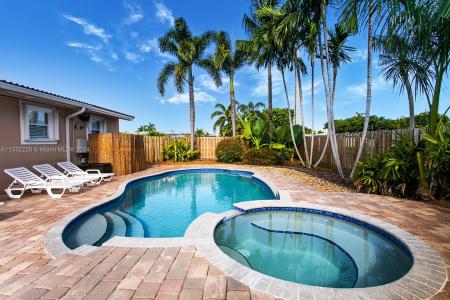 333 SE 3rd Ave, Dania Beach, Florida 33004, USA