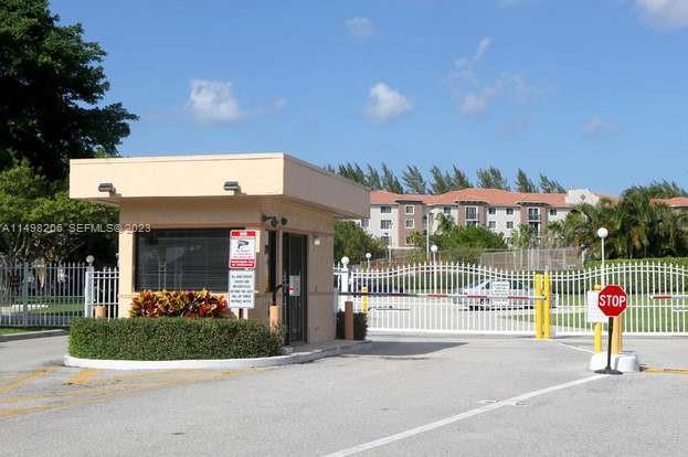 480 Executive Center Dr 4L, West Palm Beach, Floride 33401, États-Unis