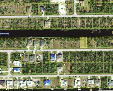 15040 Aldama Cir, Port Charlotte, Florida 33981, USA