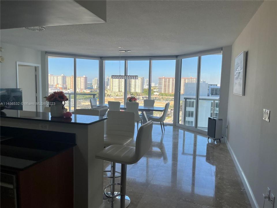 16699 Collins Ave 1207, Sunny Isles Beach, Floride 33160, États-Unis