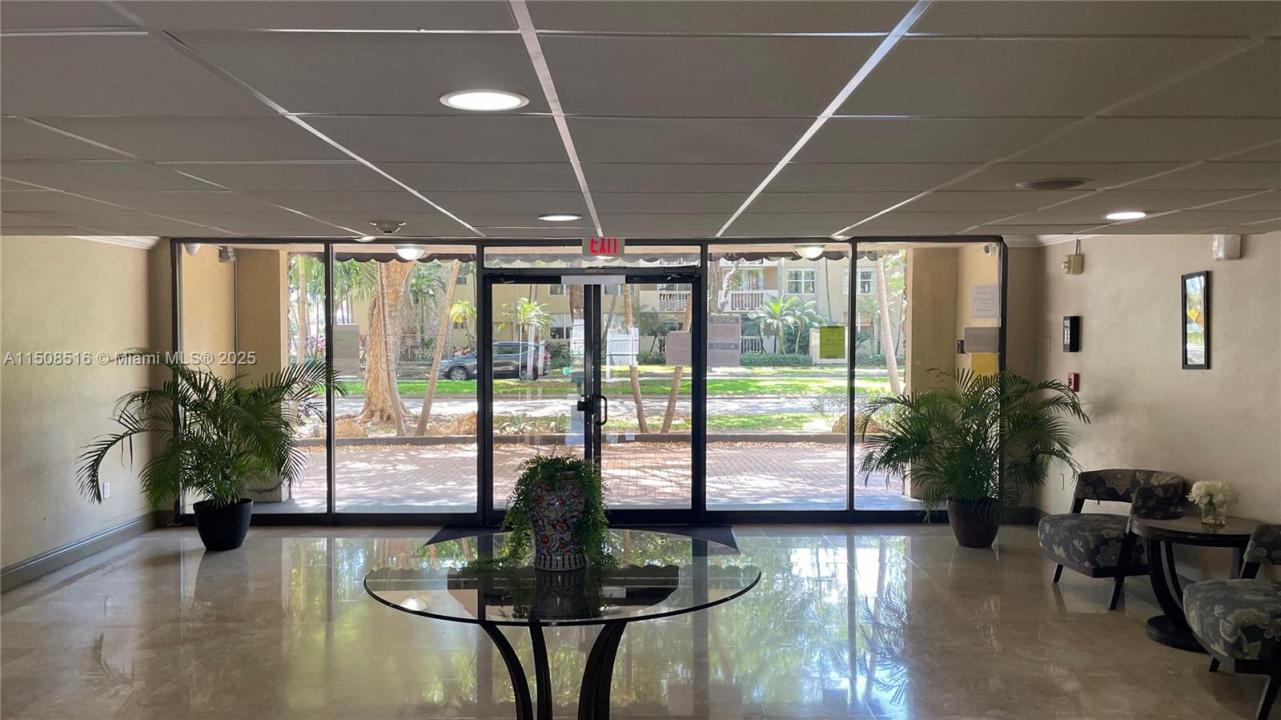 1805 Sans Souci Blvd 302, North Miami, فلوريدا 33181, الولايات المتحدة