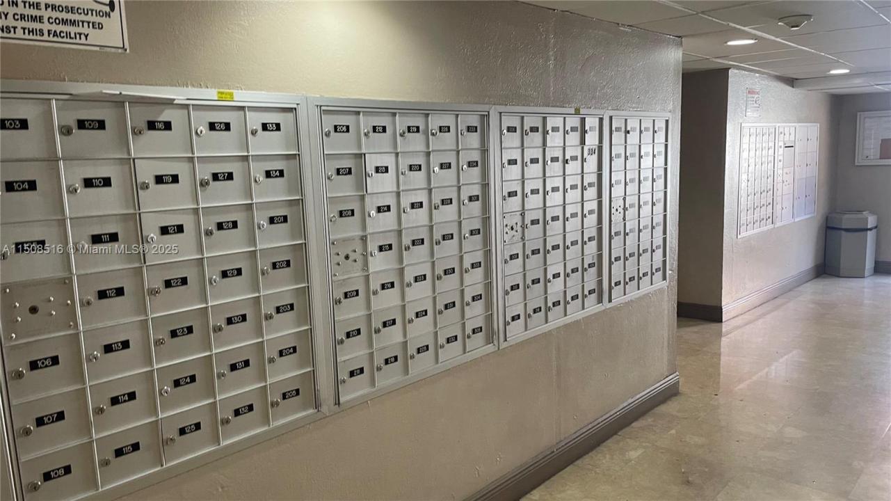 1805 Sans Souci Blvd 302, North Miami, فلوريدا 33181, الولايات المتحدة