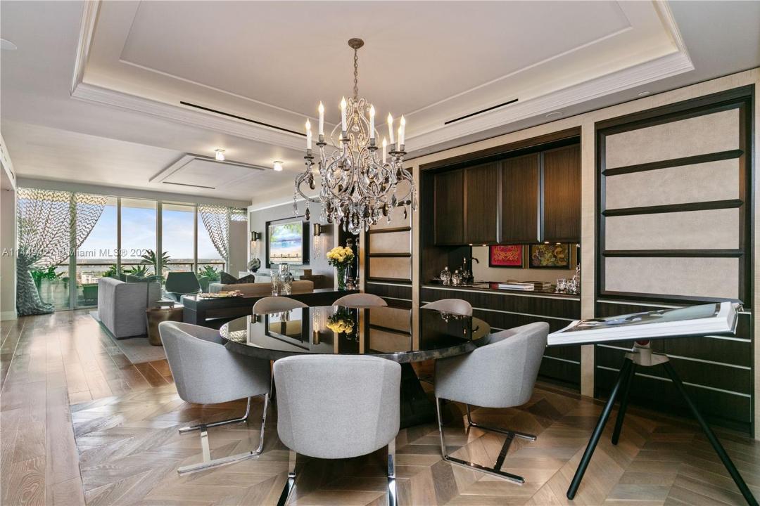 9705 Collins Ave 1803N, Bal Harbour, Florida 33154, Stati Uniti
