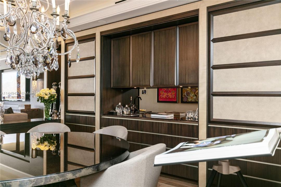 9705 Collins Ave 1803N, Bal Harbour, Florida 33154, Stati Uniti
