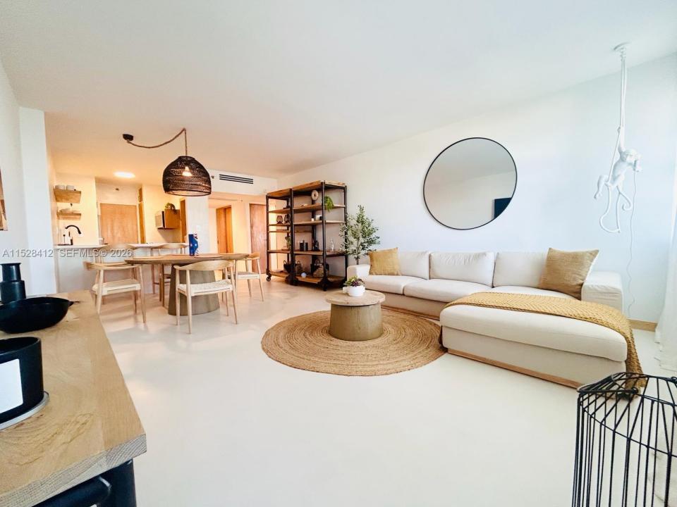 100 Lincoln Rd 1543, Miami Beach, Flórida 33139, Estados Unidos