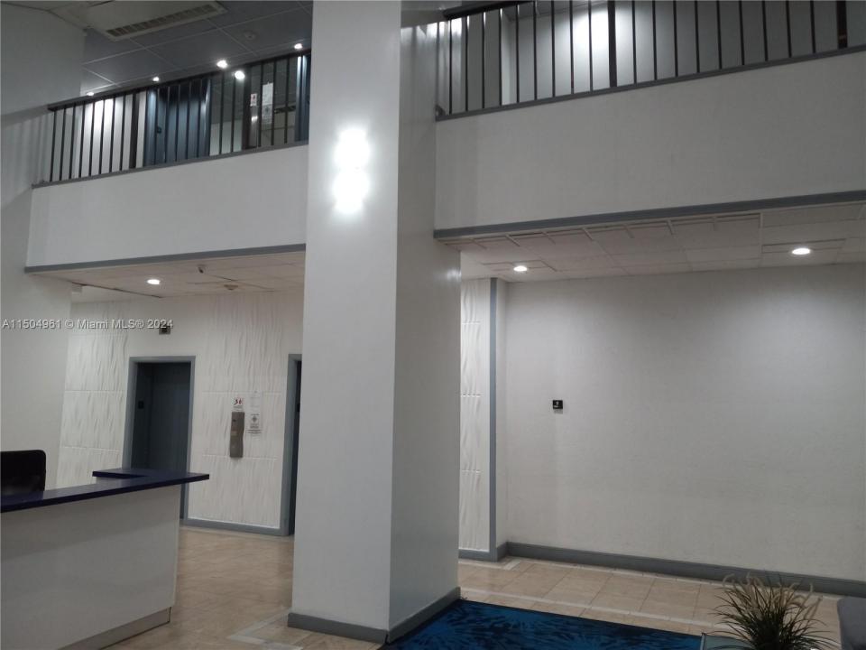 13499 Biscayne Blvd M8, North Miami, Florida 33181