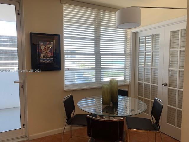 100 Lincoln Rd 1129, Miami Beach, Florida 33139, USA