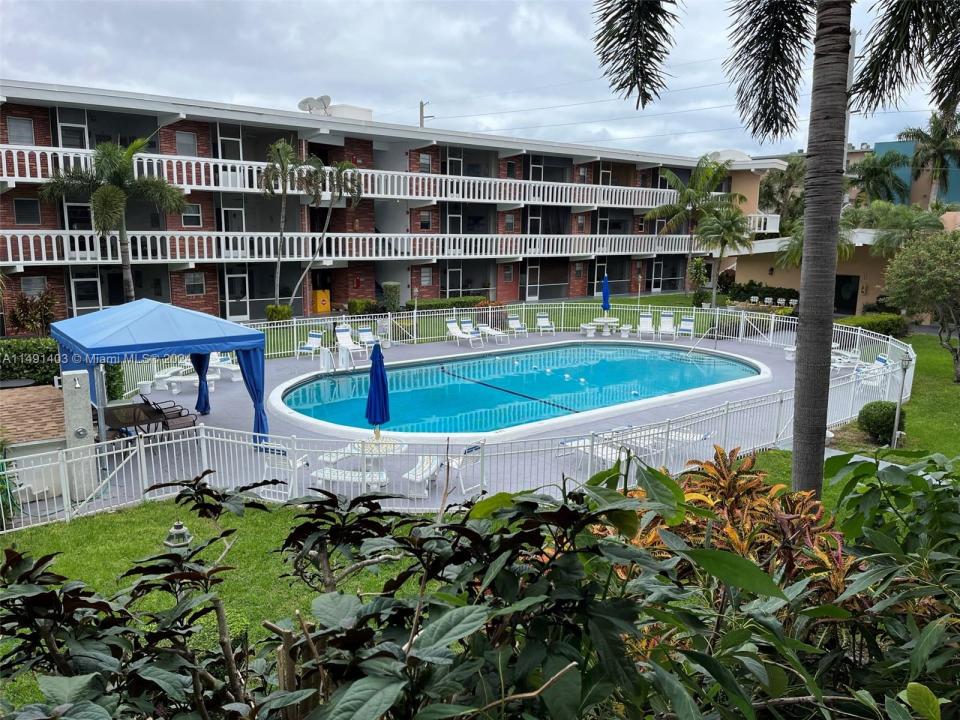 181 NE 14th Ave 22B, Hallandale Beach, Florida 33009, Stati Uniti