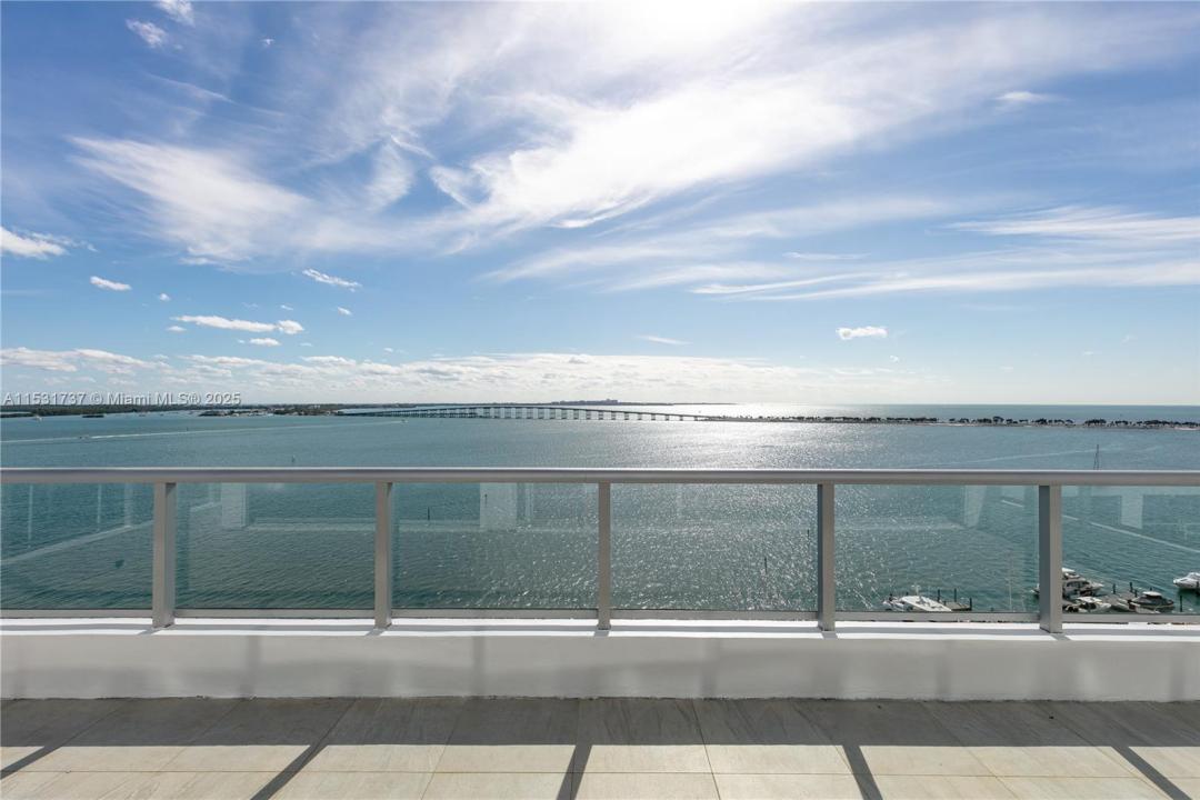 1541 Brickell Ave C1507, Miami, フロリダ 33129, アメリカ合衆国