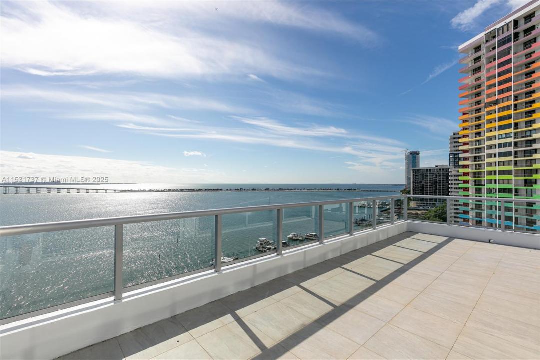 1541 Brickell Ave C1507, Miami, フロリダ 33129, アメリカ合衆国