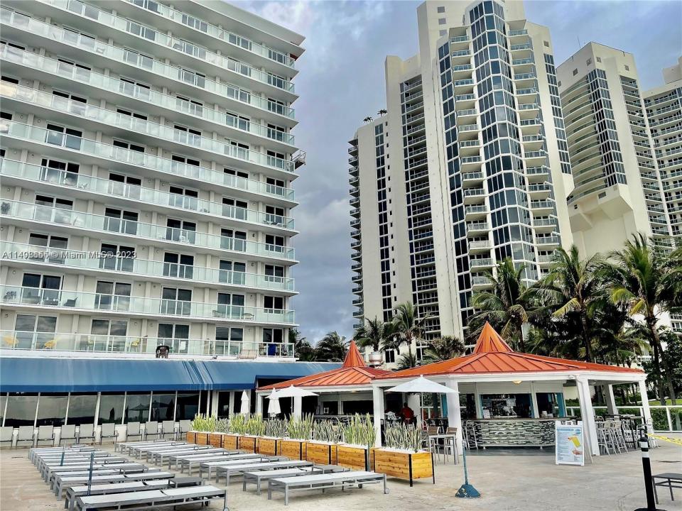 19201 Collins Ave 1033, Sunny Isles Beach, 佛罗里达州 33160, 美国