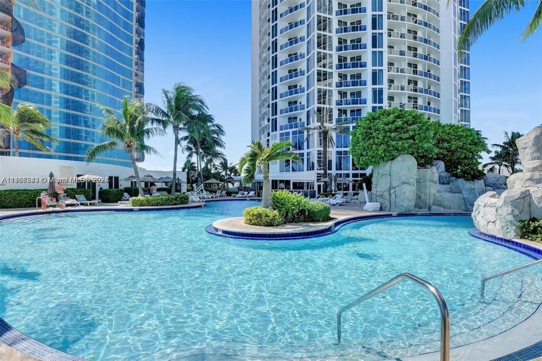 18001 Collins Ave 603, Sunny Isles Beach, Florida 33160, Stati Uniti