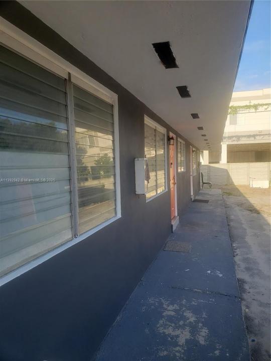 2865 NW 22nd Ave, Miami, フロリダ 33142, アメリカ合衆国