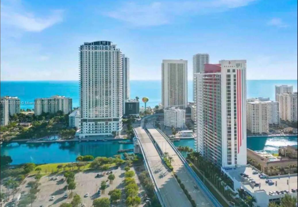 2600 E Hallandale Beach Blvd T3107, Hallandale Beach, 플로리다 33009, 미국