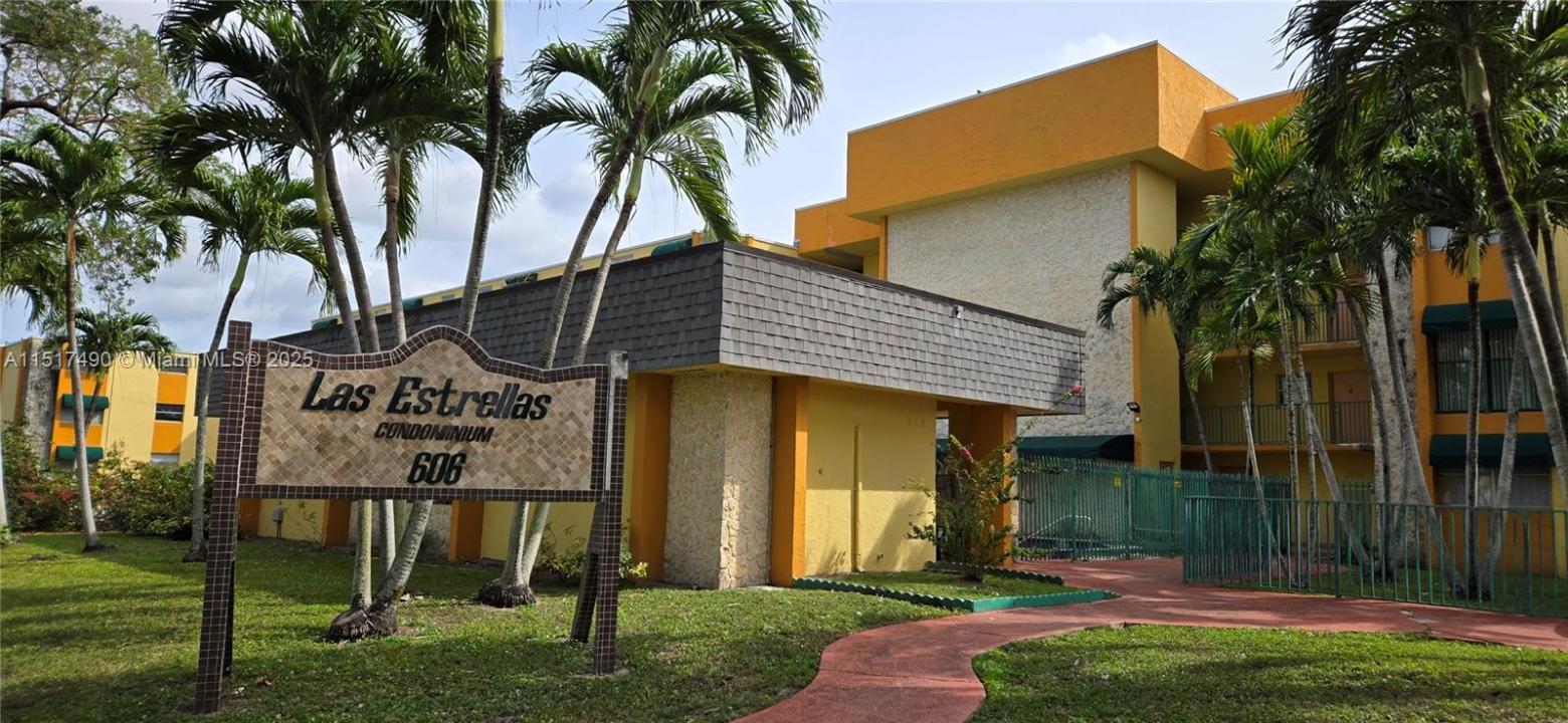 606 W 81st St 117, Hialeah, Floride 33014, États-Unis
