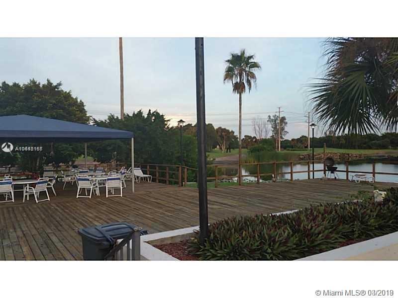 4164 Inverrary Dr 813, Lauderhill, Florida 33319, USA