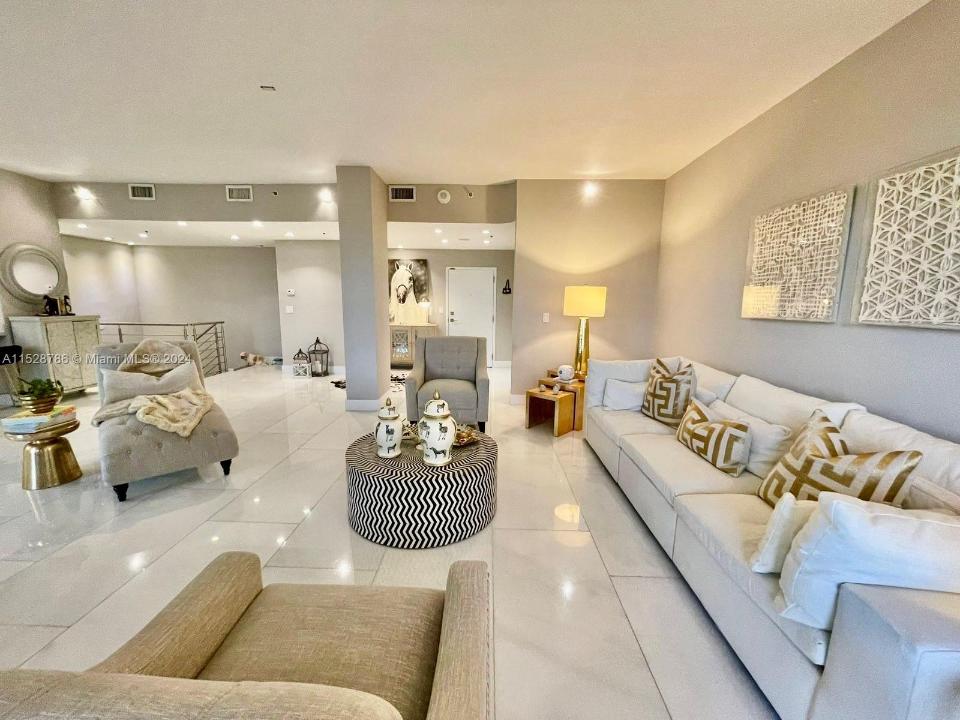 20225 NE 34th Ct 2716, Aventura, Florida 33180, Stati Uniti