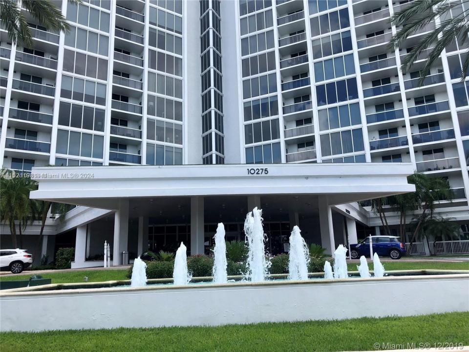 10275 Collins Ave 230, Bal Harbour, Floride 33154, États-Unis