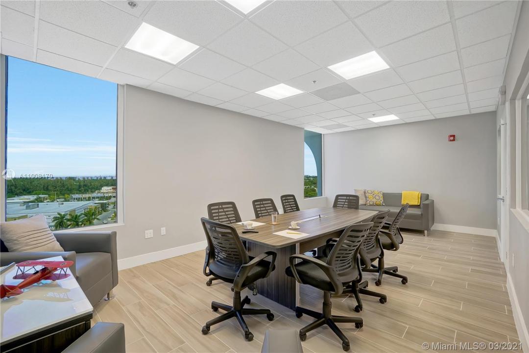 12550 Biscayne Blvd 902, North Miami, Florida 33181