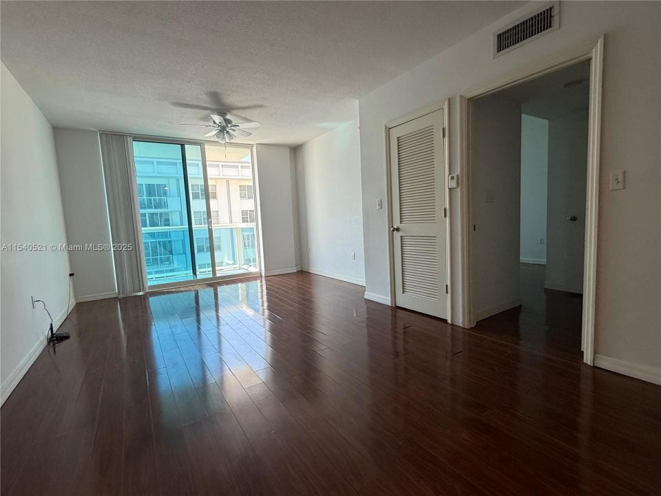 9201 Collins Ave 1023, Surfside, Florida 33154, USA