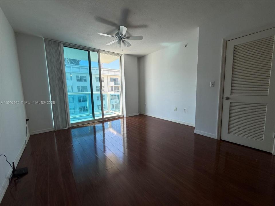 9201 Collins Ave 1023, Surfside, Florida 33154, USA