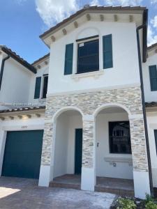 11920 SW 244 Lane 11920, Miami, Florida 33032, USA