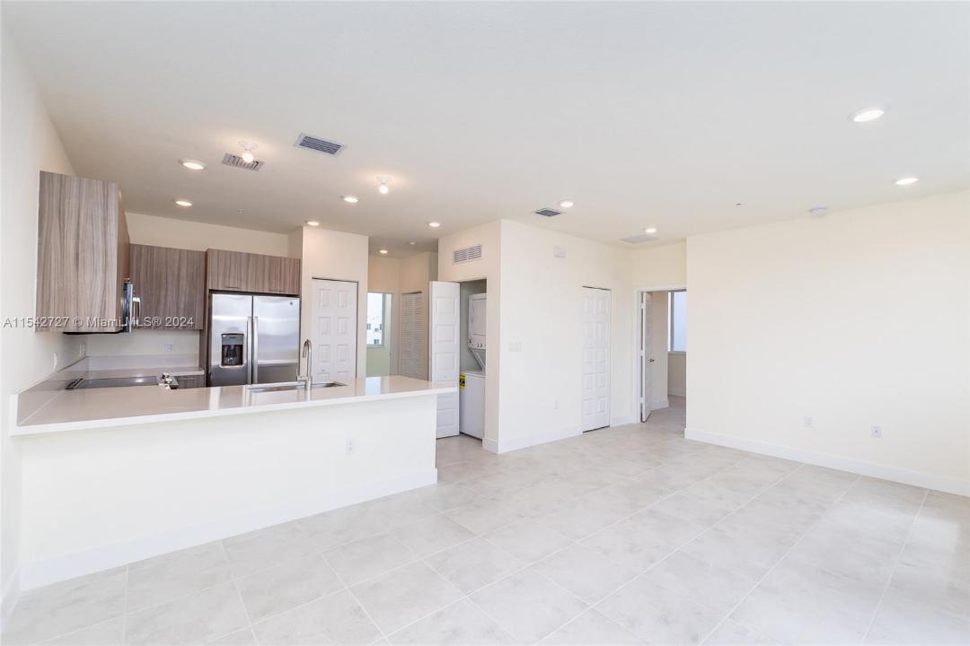 6450 NW 102 Path 303, Doral, Флорида 33178, Соединенные Штаты