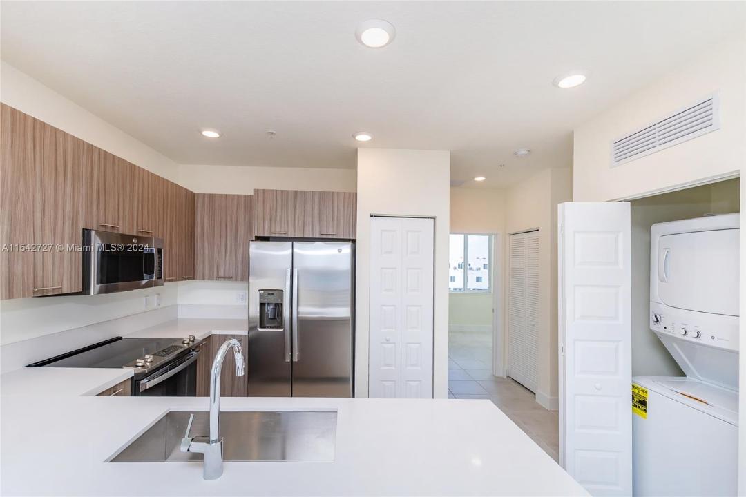 6450 NW 102 Path 303, Doral, Флорида 33178, Соединенные Штаты