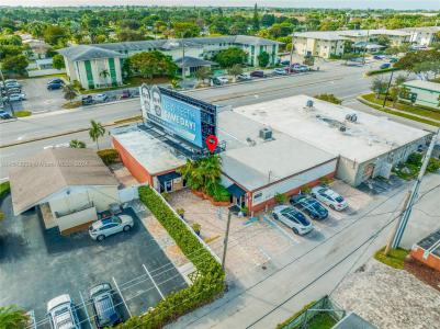 1369 E Sample Rd, Pompano Beach, Florida 33064, USA