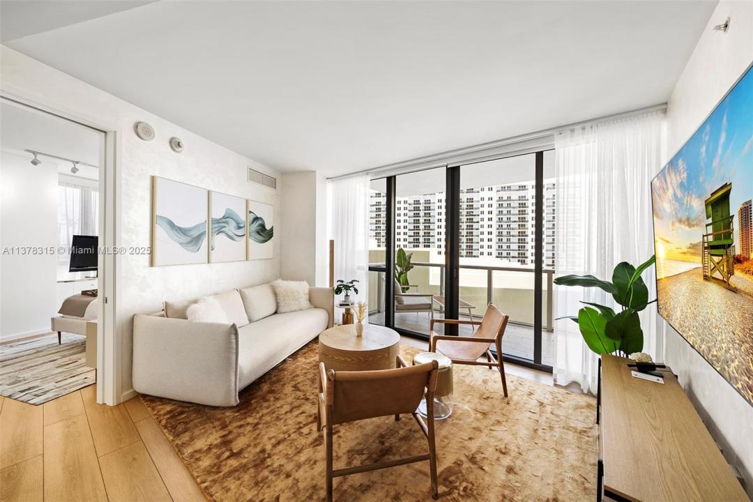 2201 Collins Ave 811, Miami Beach, Florida 33139, Stati Uniti