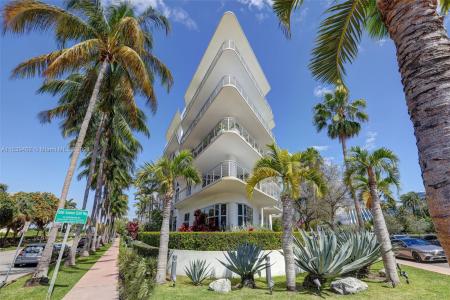 2001 Meridian Ave 101, Miami Beach, Florida 33139, USA