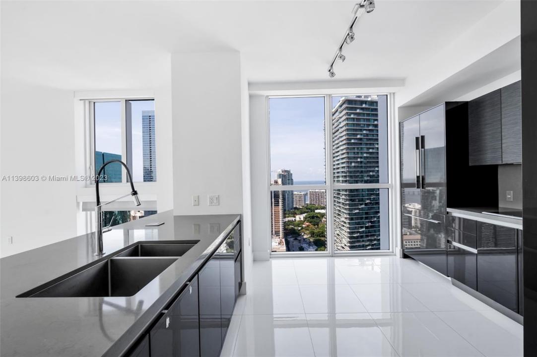 1080 Brickell Ave 3900-3901, Miami, Flórida 33131, Estados Unidos