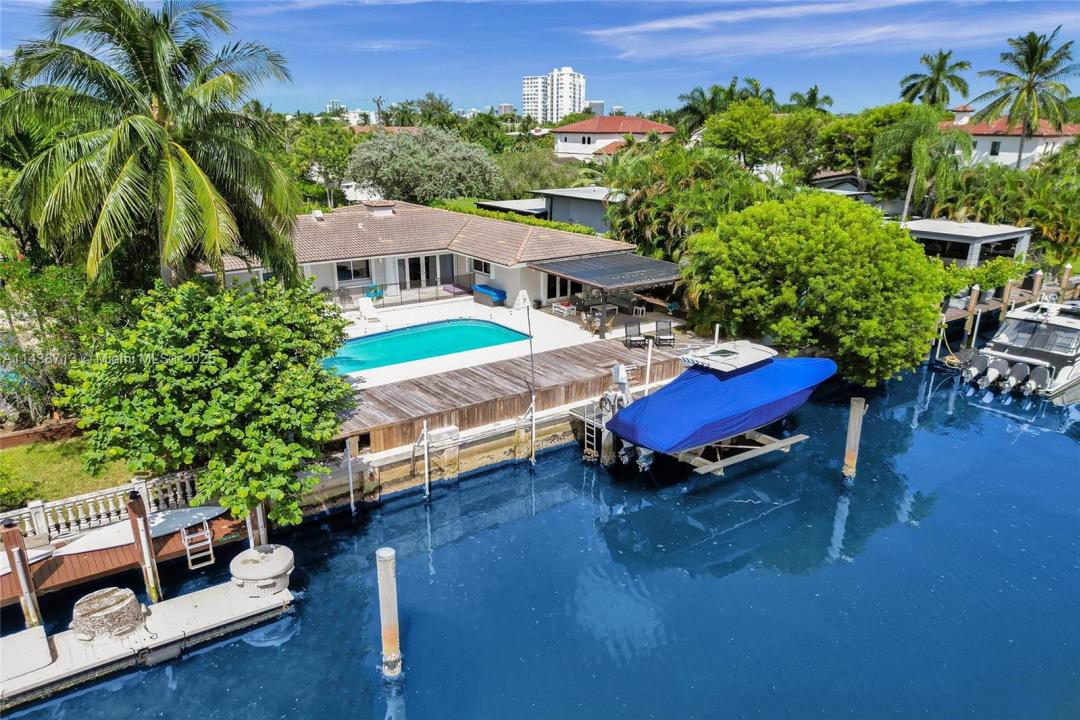 1912 NE 119th Rd, North Miami, フロリダ 33181, アメリカ合衆国