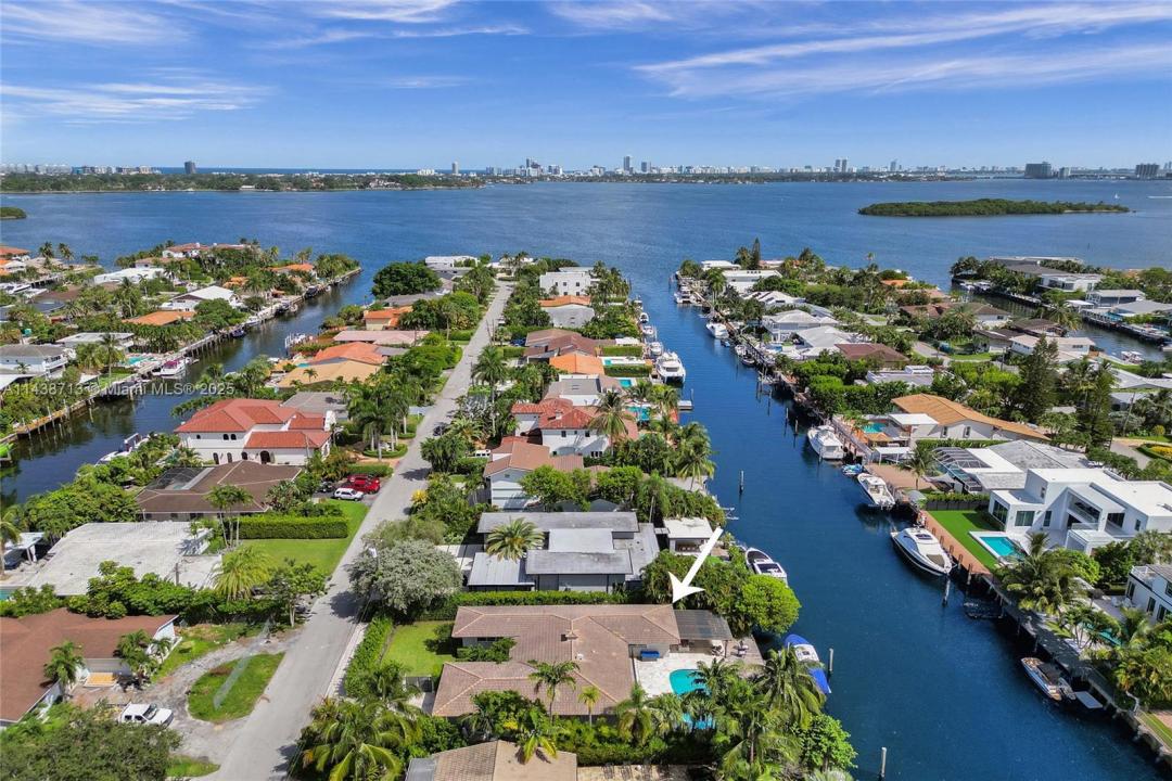 1912 NE 119th Rd, North Miami, フロリダ 33181, アメリカ合衆国