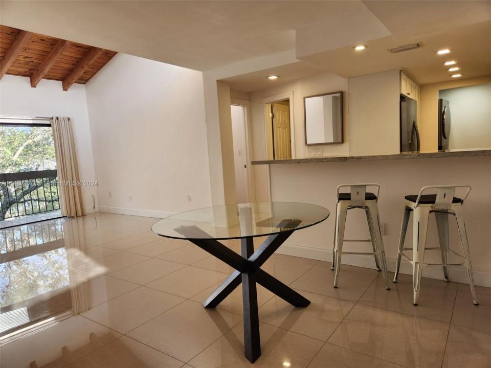 5201 Orduna Dr 14, Coral Gables, Floride 33146, États-Unis