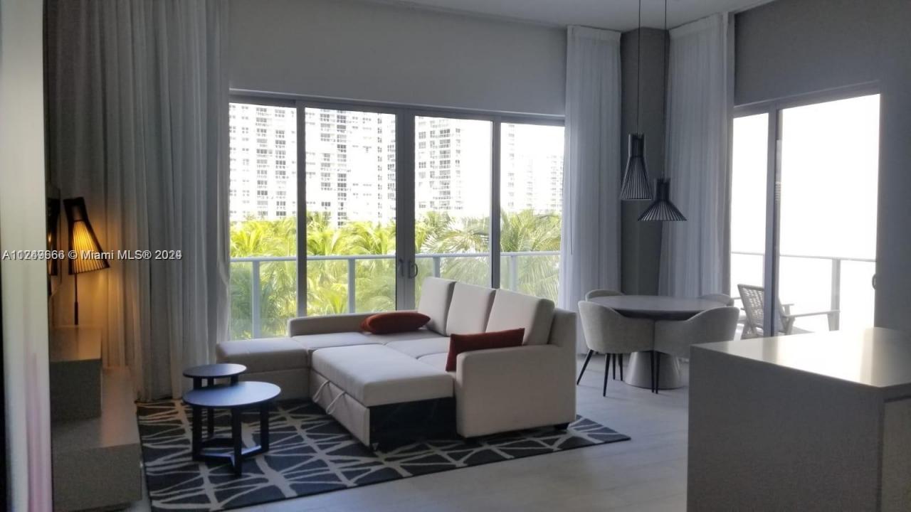 4010 S Ocean Dr R301, Hollywood, Florida 33019, Stati Uniti