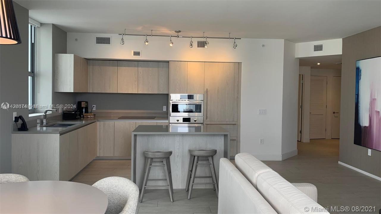 4010 S Ocean Dr R301, Hollywood, Флорида 33019, Соединенные Штаты