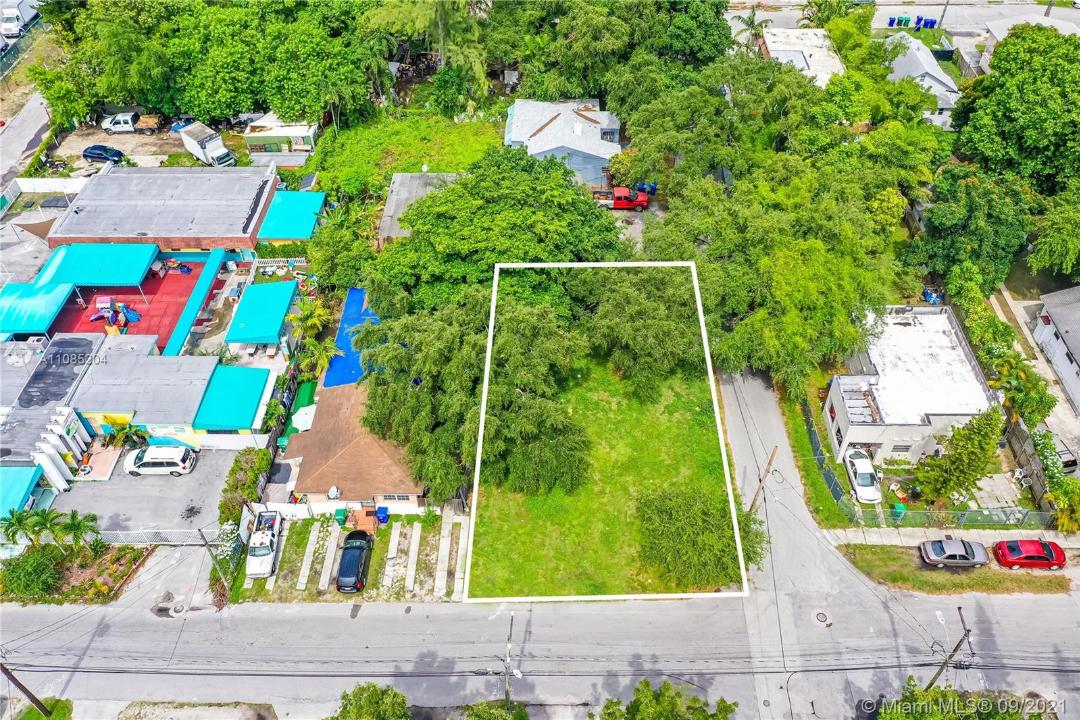 7701 NE 3rd Ct, Miami, フロリダ 33138, アメリカ合衆国