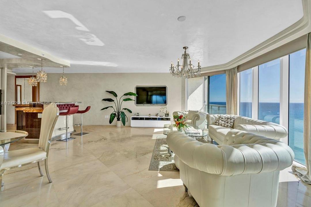 16699 Collins Ave 2508, Sunny Isles Beach, Florida 33160, Stati Uniti