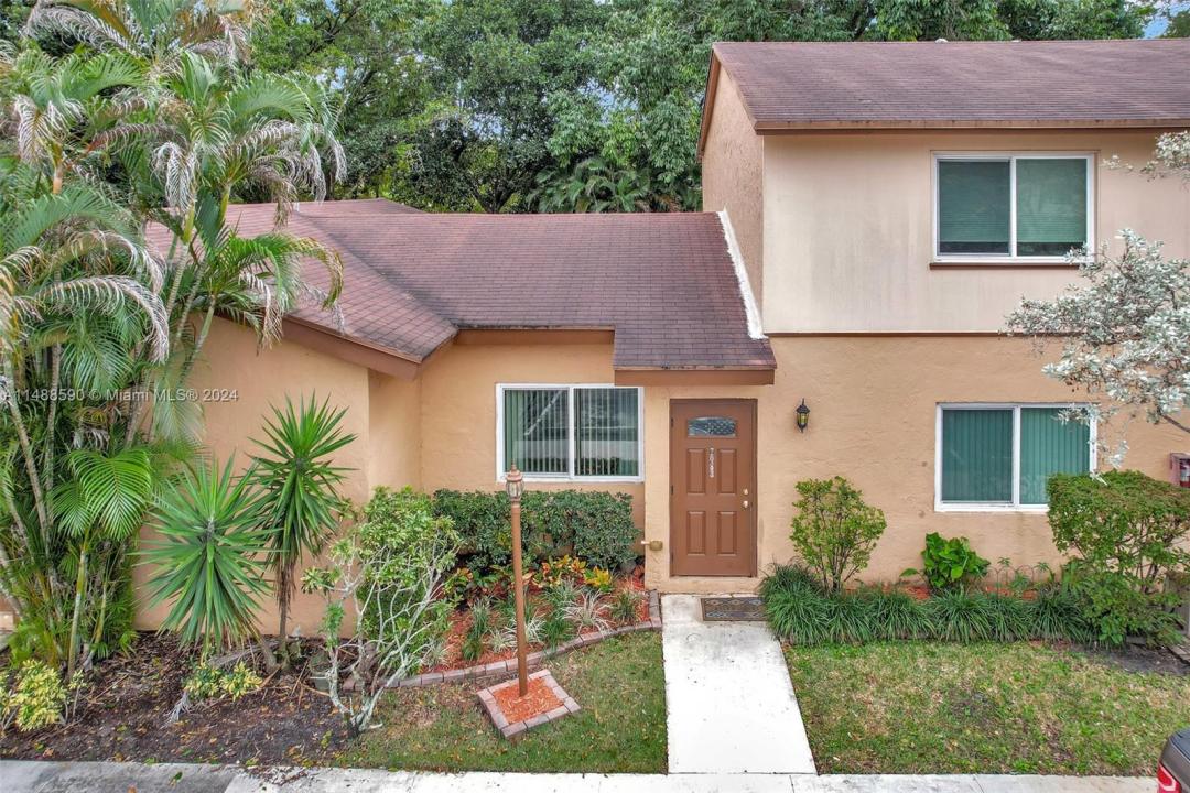 7083 W Sunrise Blvd 7083, Plantation, Florida 33313, USA