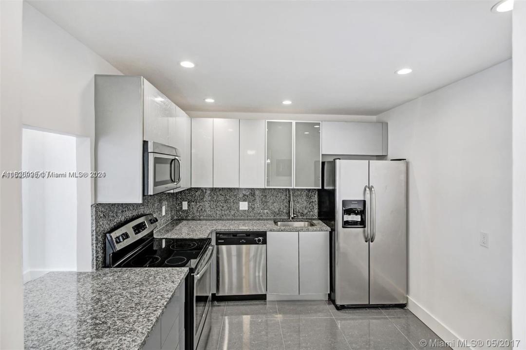 2801 NE 183rd St 2208W, Aventura, フロリダ 33160, アメリカ合衆国