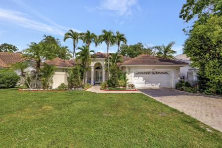 4866 NW 67th Ave, Lauderhill, Florida 33319, USA
