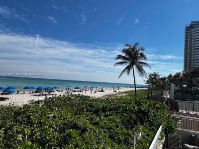 1904 S Ocean Dr 205, Hallandale Beach, Florida 33009, USA
