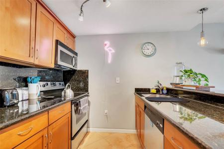 465 Ocean Dr 804, Miami Beach, Florida 33139, USA