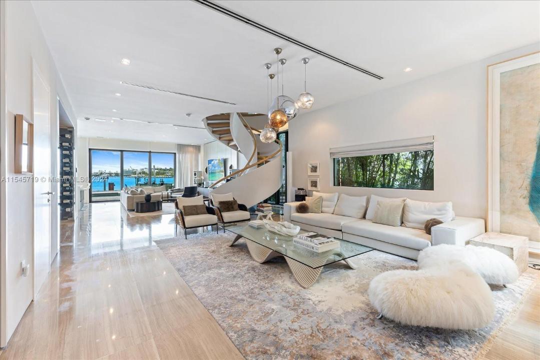 401 E Rivo Alto Dr, Miami Beach, Florida 33139