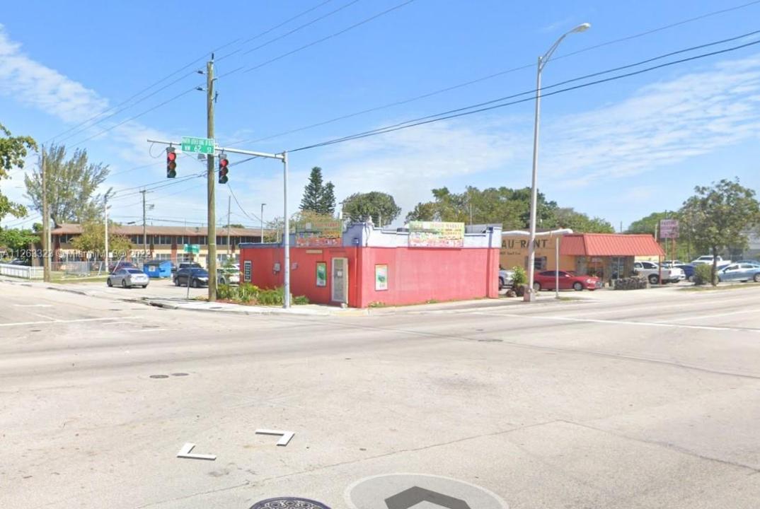 2467 NW 62nd St, Miami, フロリダ 33147, アメリカ合衆国