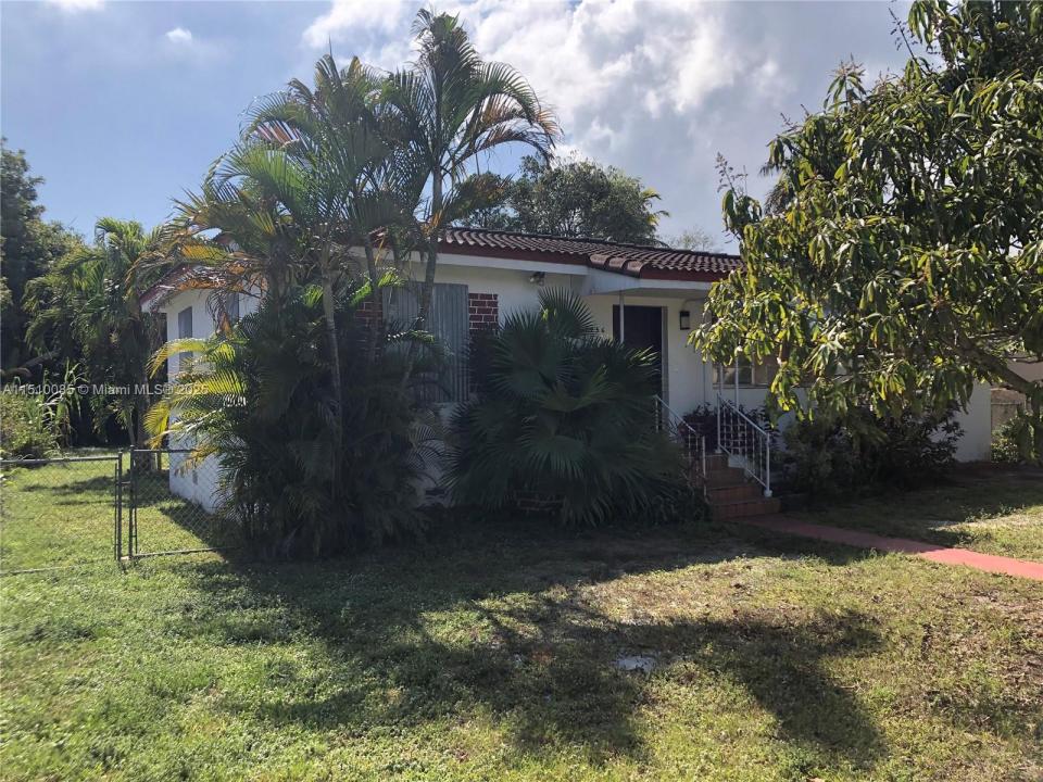 1256 NE 149th St, Miami, 佛罗里达州 33161, 美国