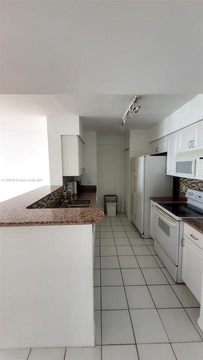 1155 Brickell Bay Dr 2805, Miami, Florida 33131, Stati Uniti