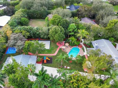 14330 SW 20th St, Davie, Florida 33325, USA